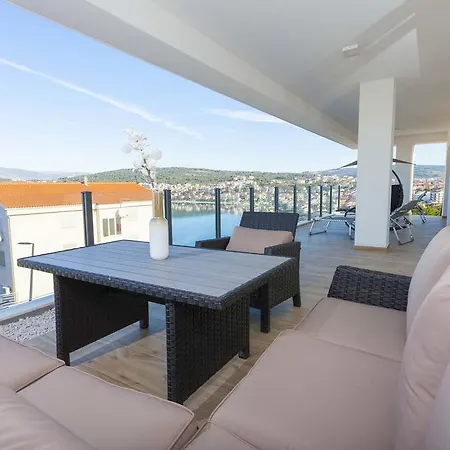 Solis Okrug Gornji *