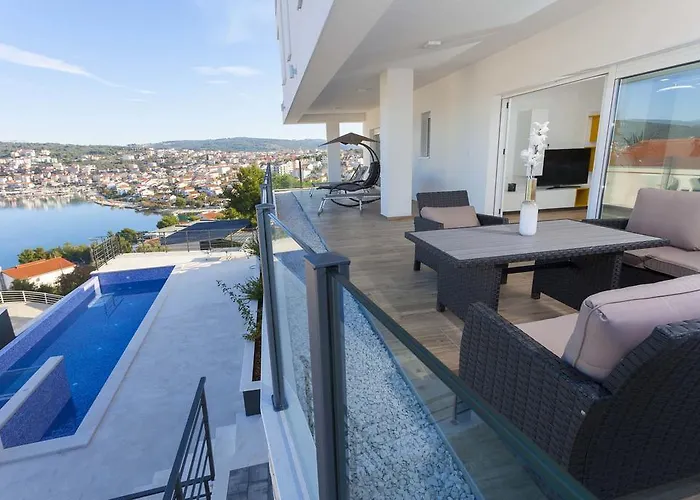 Solis Okrug Gornji *