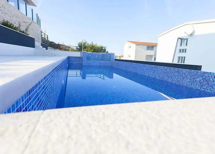 Solis Okrug Gornji *